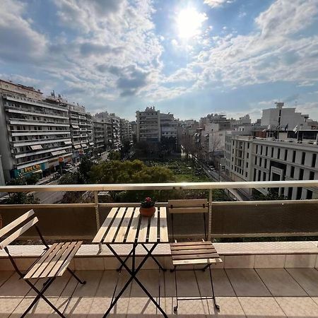 Maria'S Sunlit Apartment Piraeus Exterior photo
